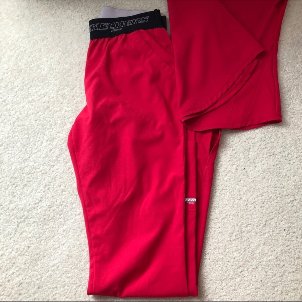 Pinkish Red Skechers vitality scrub set, top XS, pants S - Picture 6 of 9
